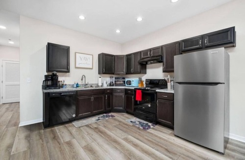 Gainesville Apartment | Beautiful Home Walk to UF Newly built