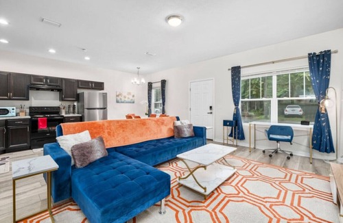 Gainesville Apartment | Beautiful Home Walk to UF Newly built