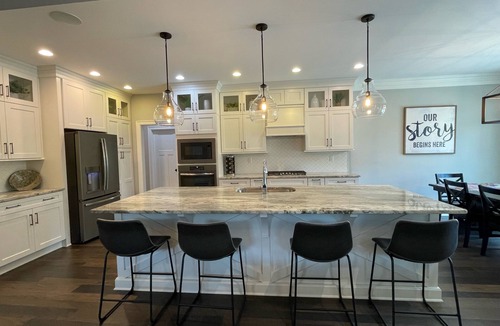 Buechel House | Beautiful home with pool & home gym! Just 15 min to ISCO Championship!