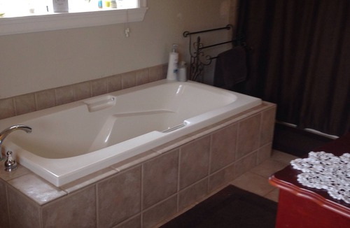 Thorpe Westwood House | Beautiful home with a fantastic pool !