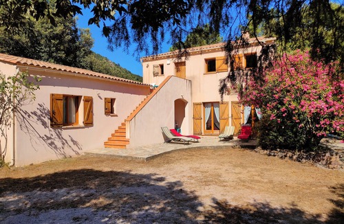 Manso House | Beautiful house, exceptional location