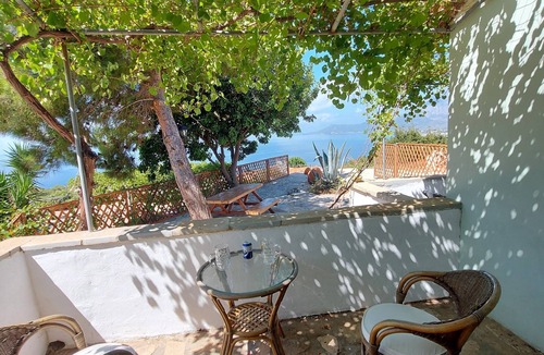 Koumeika House | Beautiful House Located on a Hill in Samos Island, 400 m From an Organized Beach