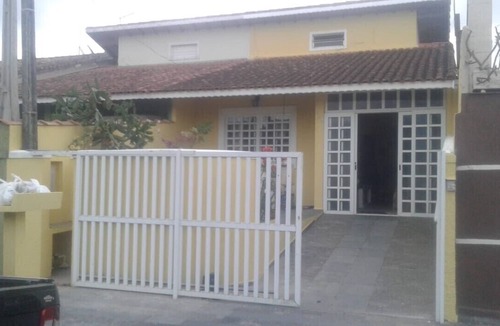 Balneario Florida House | Beautiful House, super well located, in quiet and safe exit. Arpoador