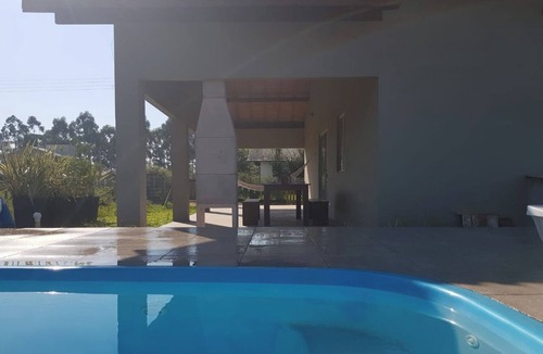 Arroio House | Beautiful house with Wi-Fi, swimming pool and barbecue.