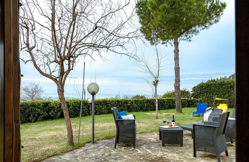 Palombina Nuova House | Beautiful private villa with WIFI, hot tub, A/C, TV, patio and panoramic view, close to Ancona