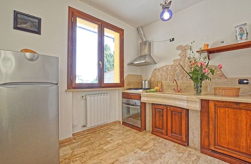 Monteverdi Marittimo Apartment | Beautiful apartment for 8 people with pool
