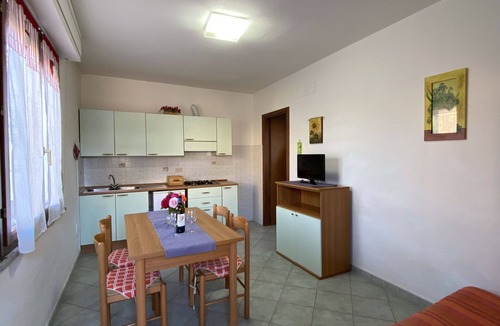 Vada Apartment | Beautiful apartment for 4 guests with TV and patio