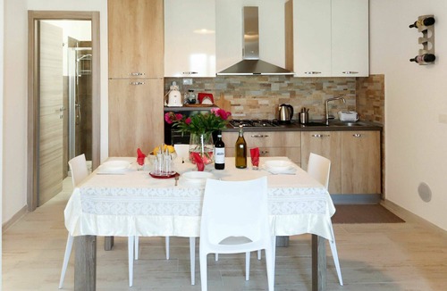 Villanova d'Albenga Apartment | Beautiful apartment for 6 people with WIFI, A/C, TV and terrace