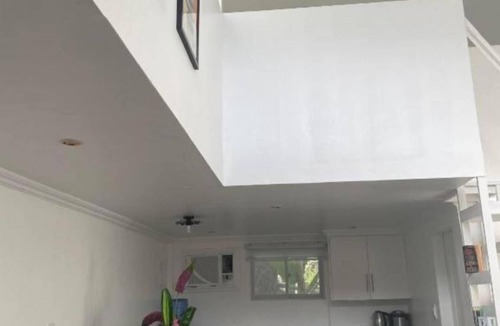 Sipalay Hotel | Beautiful Junior Suite in Lopez Beach Resort