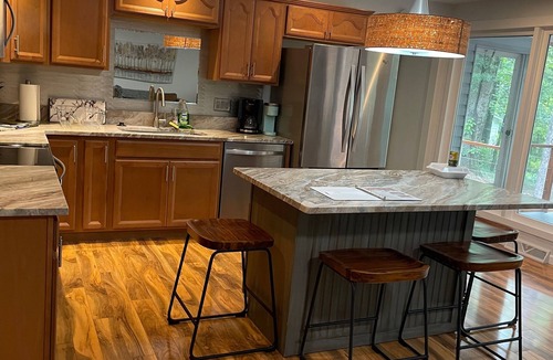 Fair Play House | Beautiful lake house perfect for amazing getaways!