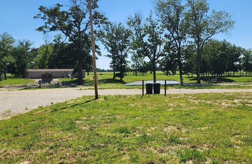 Lakewood RV Rental | BEAUTIFUL LAKE SHELBYVILLE CAMPING SITE ALONG SIDE STOCKED FISHING PONDS SITE#1