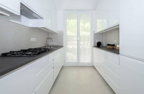 Como Apartment | Beautiful Lake View