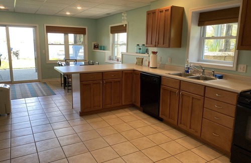 Ripon House | Beautiful Lakefront home on Big Green Lake