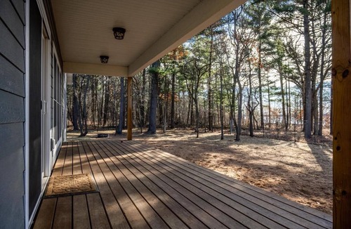 Babcock House | Beautiful lakefront house on Petenwell Lake 162 feet of lake frontage and dock.