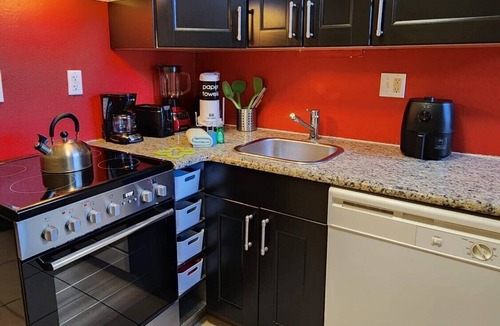 Florida Central Atlantic Coast Villa | Beautiful Lakefront Villa - 5 Minutes to the Attractions!