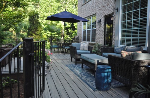 Athens House | Beautiful, large 4 bdrm, 3 bath w/wooded deck. Easy access to downtown and UGA.
