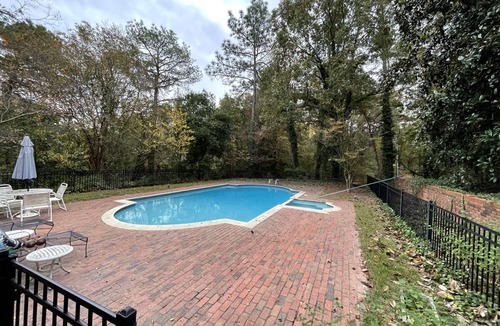 Lexington House | Beautiful Large Colonial Home in Lexington near USC, Columbia and Lake Murray.