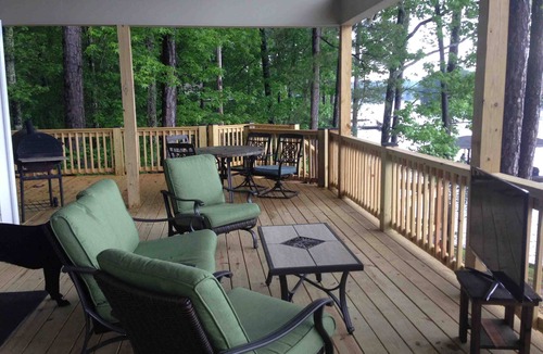 Little Kowaliga House | Beautiful Location For The Whole Family Including The Pets