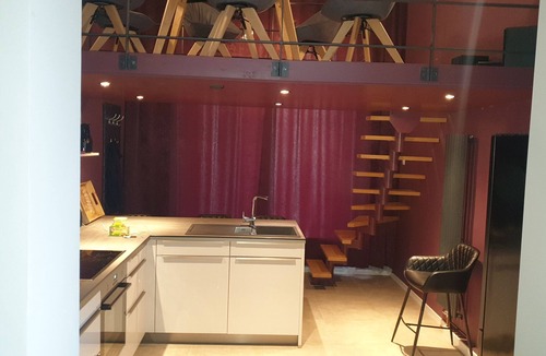 Loebtau Apartment | Beautiful loft with free parking