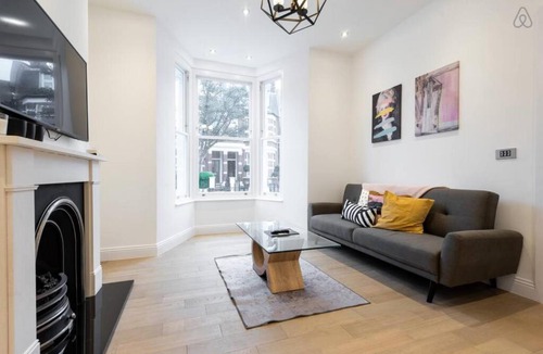 North Kensington House | Beautiful London House (BG37)