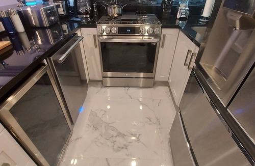 East Side House | Beautiful Luxurious 3 Bedroom Townhouse