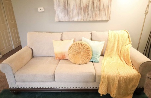 Babe Denny Condo | Beautiful Luxury Condo/5 Mins Dtwn