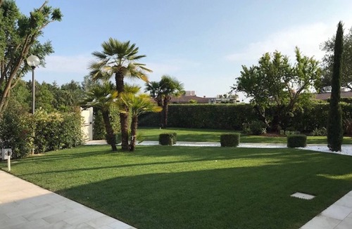 Isola Albarella Villa | Beautiful Modern Villa in Albarella by Beahost