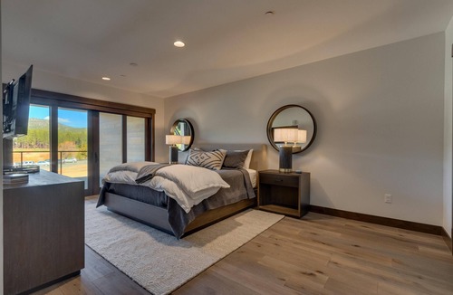 Stateline Condo | Beautiful Modern 1877 sqft. 2 bed, 3 bath plus additional flex room.