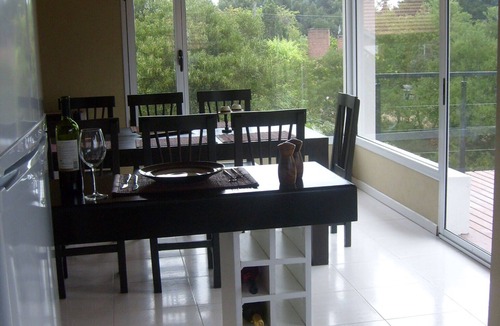 Ostende House | Beautiful Modern Beach House 5 short blocks from Ocean, Mar de Ostende, Pinamar