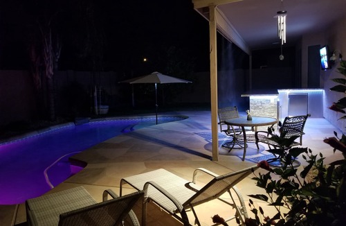 Parkwood Ranch House | Beautiful Modern Home Fully Upgraded!