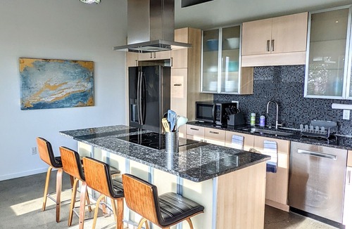 Chugiak Villa | Beautiful Modern Loft | Denali Views, Pool Table, Roof Deck, Firepit