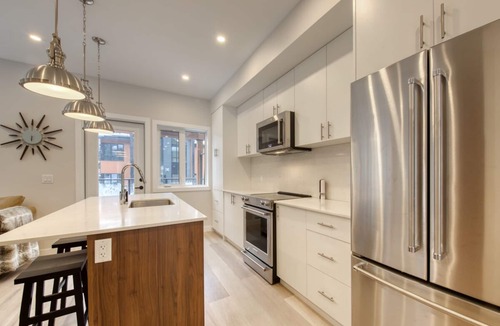 Panorama House | Beautiful, modern Slopeside 5 bedroom townhome