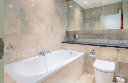 Old Trees Bay Condo | Beautiful Modern Two Bedroom Condo