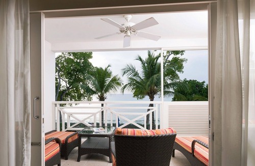 Old Trees Bay Condo | Beautiful Modern Two Bedroom Condo