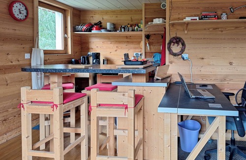 Bernex Apartment | Beautiful mountain accommodation at 12 km from Lake Geneva