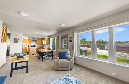 Wildernest House | Beautiful Mountain Townhome, Great Views, Lots of Space 173