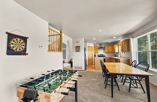 Wildernest House | Beautiful Mountain Townhome, Great Views, Lots of Space 173