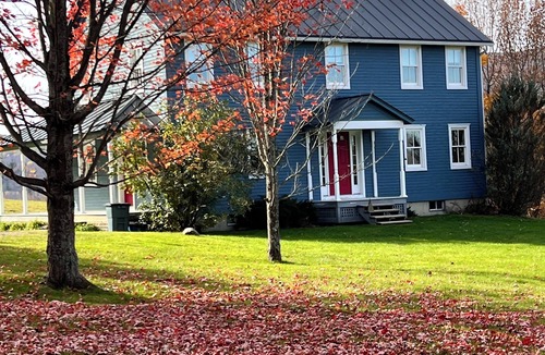 Green Mountains House | Beautiful Mountain view Vermont home for your relaxing getaway.