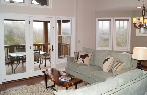 Foscoe Condo | Beautiful mountain-view condo in Boone
