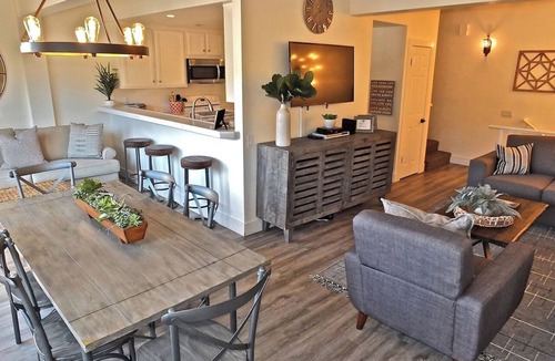 Avalon Condo | Beautiful Multi-Unit Paradise Retreats B37 and B45