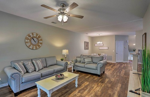 Red Hill Condo | Beautiful Myrtle Beach Condo on Golf Course w/Pool