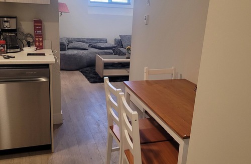 Saskatoon House | Beautiful new basement homeclose to greenery