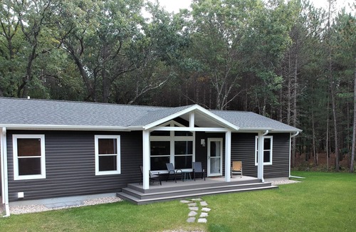 Nekoosa House | Beautiful new house 5 min from Sand Valley Golf and 45 min from Wisconsin Dells