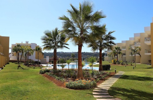 Albufeira Apartment | Beautiful new two bedroom apartment in Albufeira, Algarve