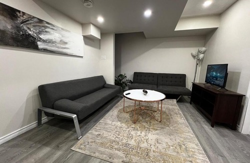 Halton Regional Municipality Apartment | Beautiful Newly Built 2 Bedrooms Basement Apartment in Milton ,Sleeps 6