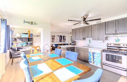 Estate Bolongo Condo | Beautiful Ocean View Escape with back up generator!