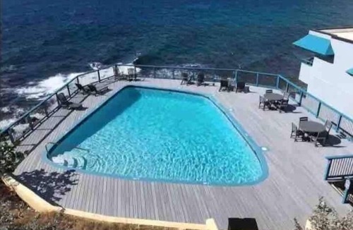 Estate Bolongo Condo | Beautiful Ocean View Escape with back up generator!