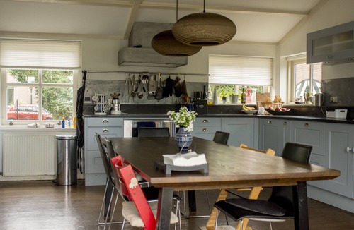 Weesp House | Beautiful original windmill along the riverside