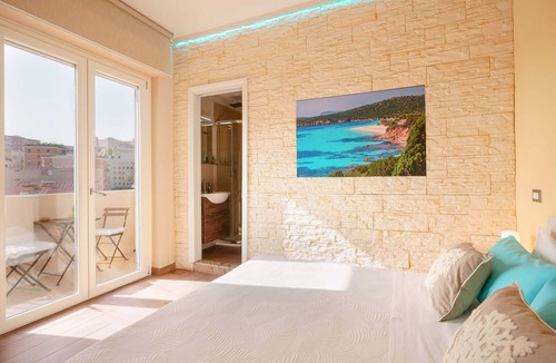Cagliari Apartment | Beautiful panoramic apartment in downtown