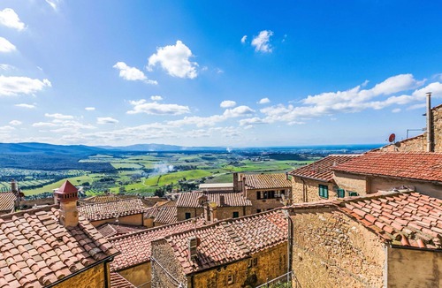 Casale Marittimo House | Beautiful private villa with WIFI, private pool, A/C, patio, pets allowed and panoramic view